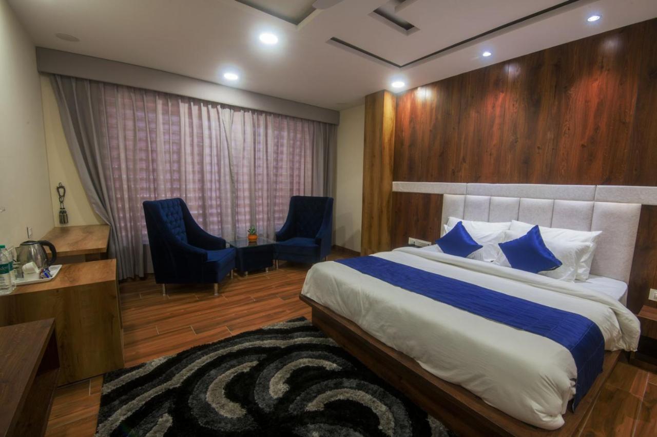 Shivaay Morex- A Vegetarian Hotel Dharamshala Exterior foto